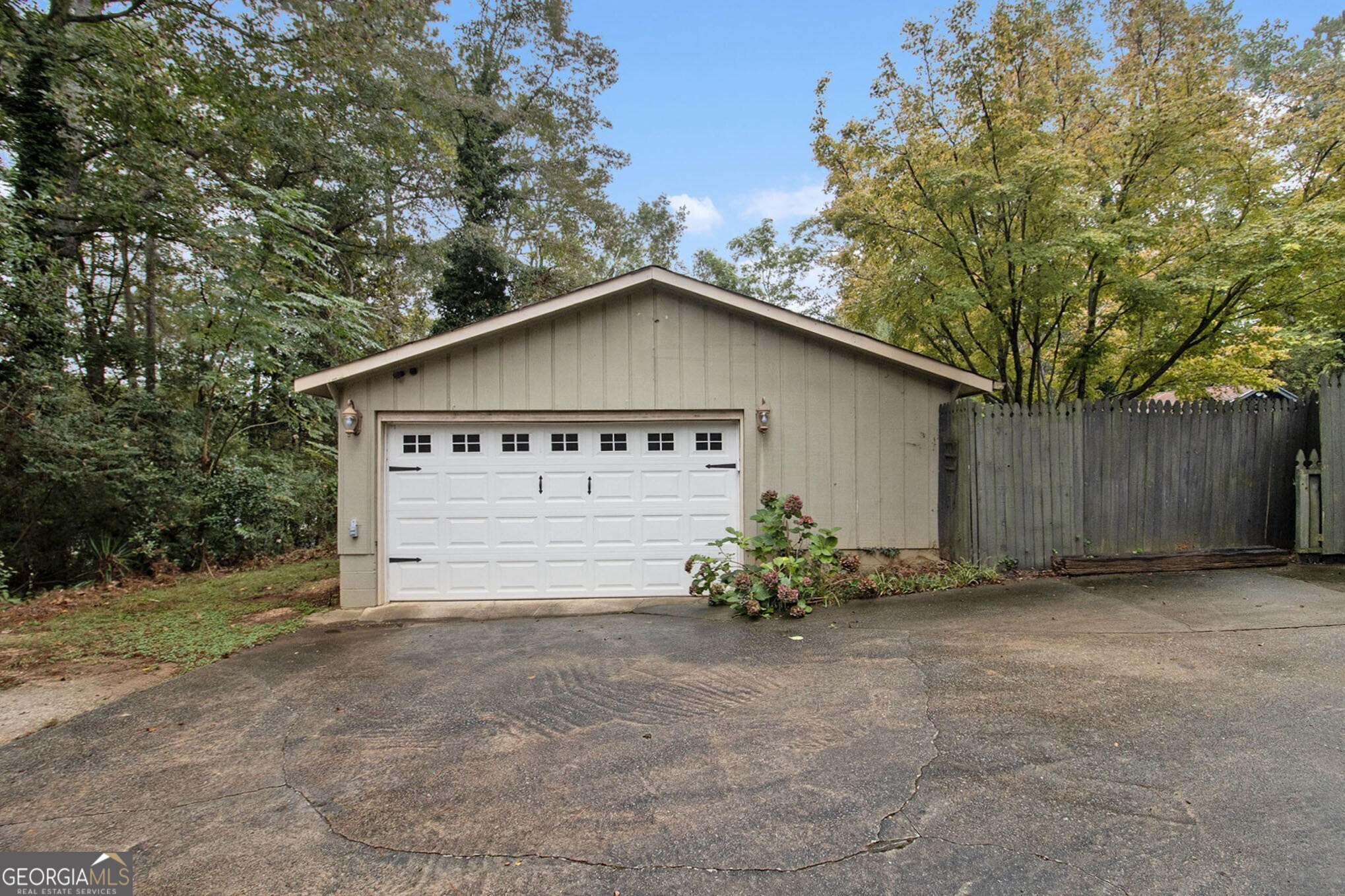 1187 Silver Hill Road