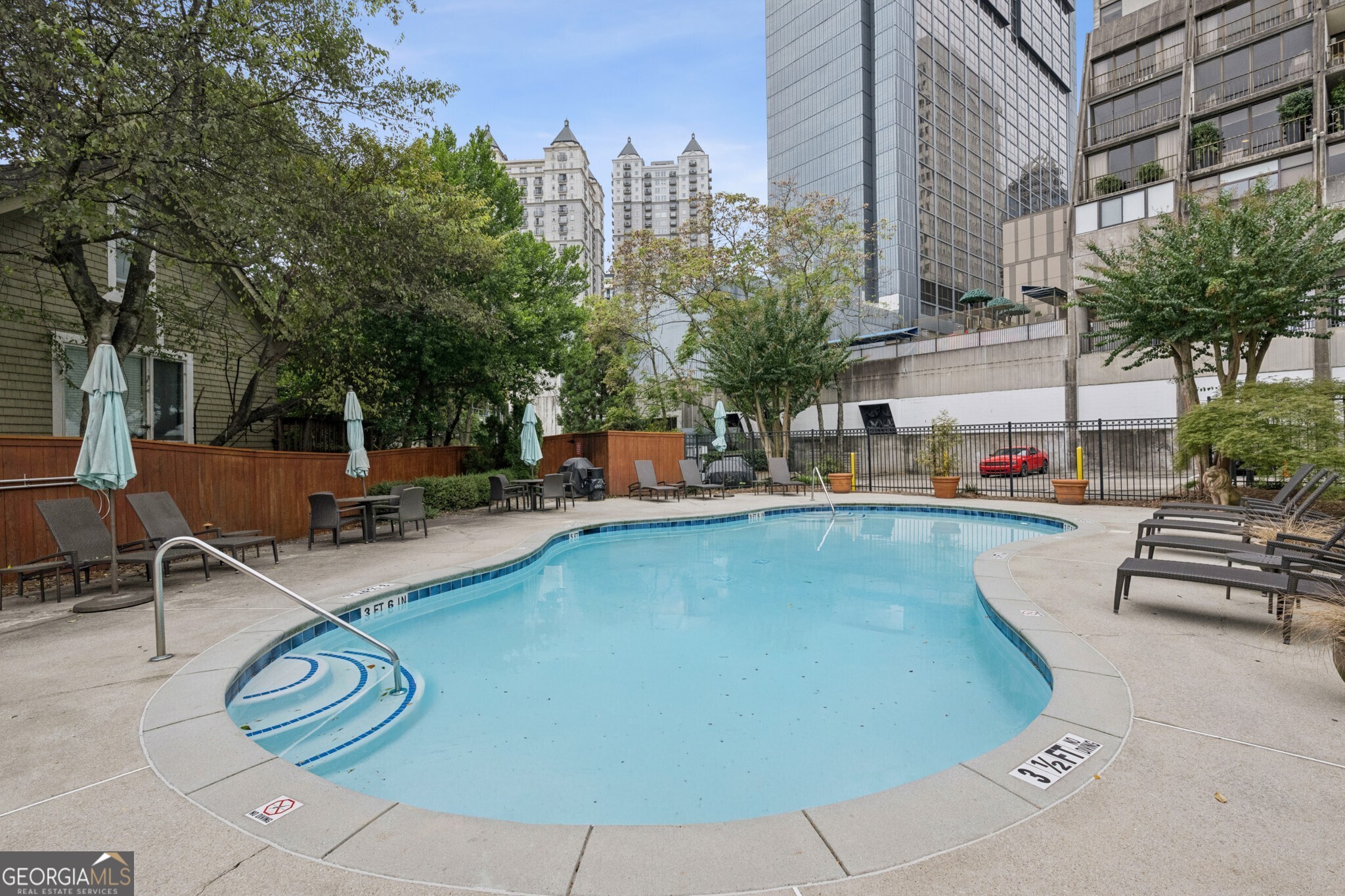 175 15th Street NE # 201