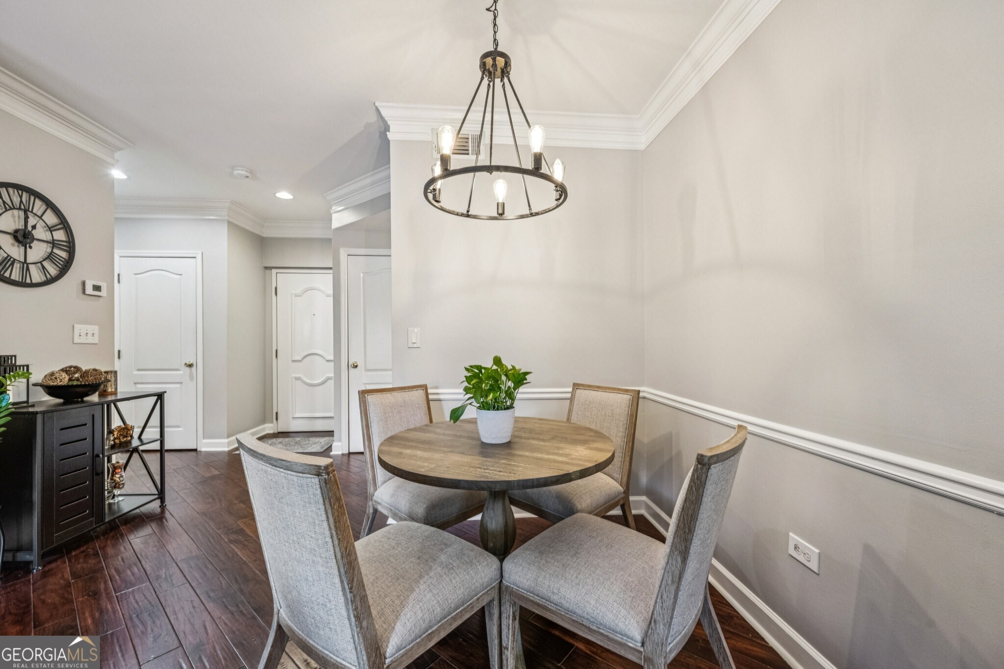 175 15th Street NE # 201