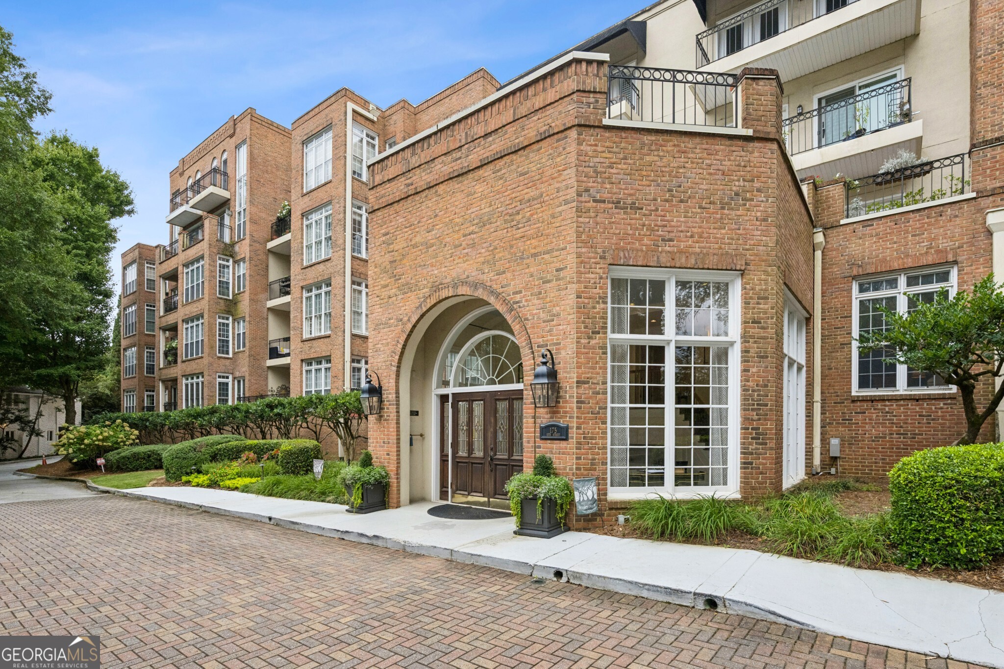 175 15th Street NE # 201