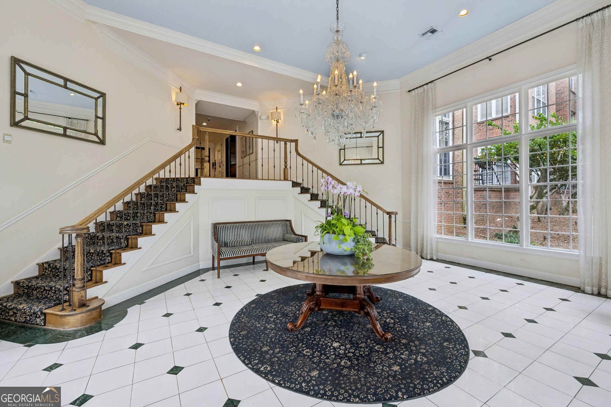 175 15th Street NE # 201