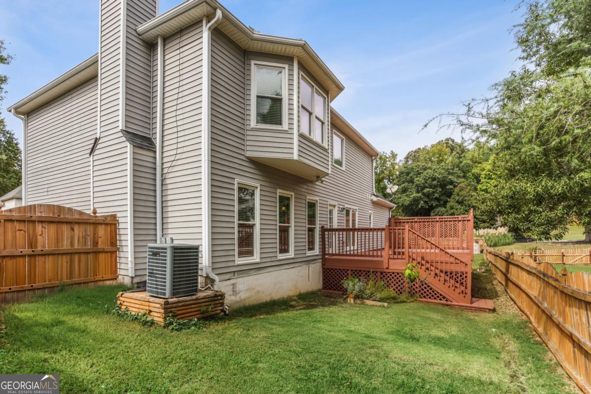 611 Alexander Farms Lane SW