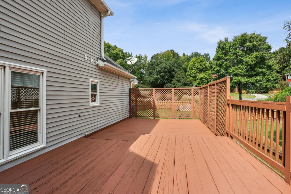 611 Alexander Farms Lane SW