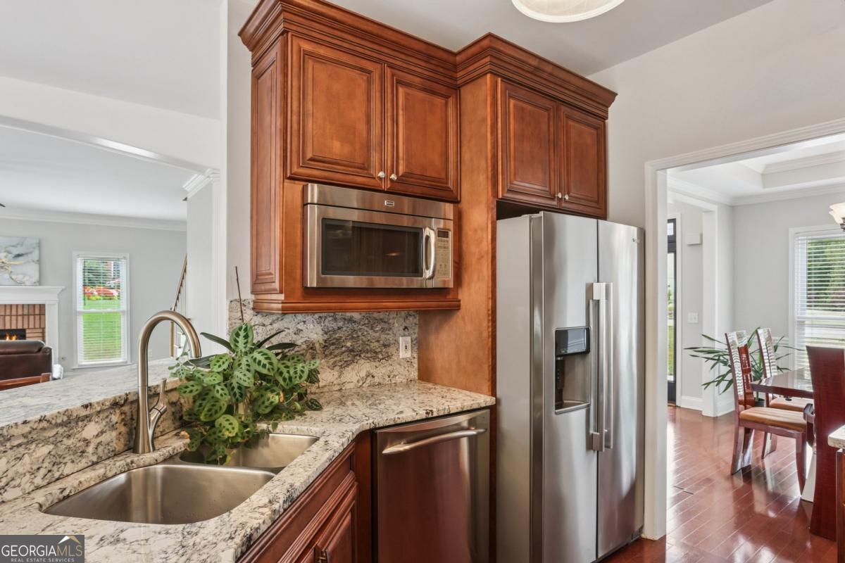 611 Alexander Farms Lane SW