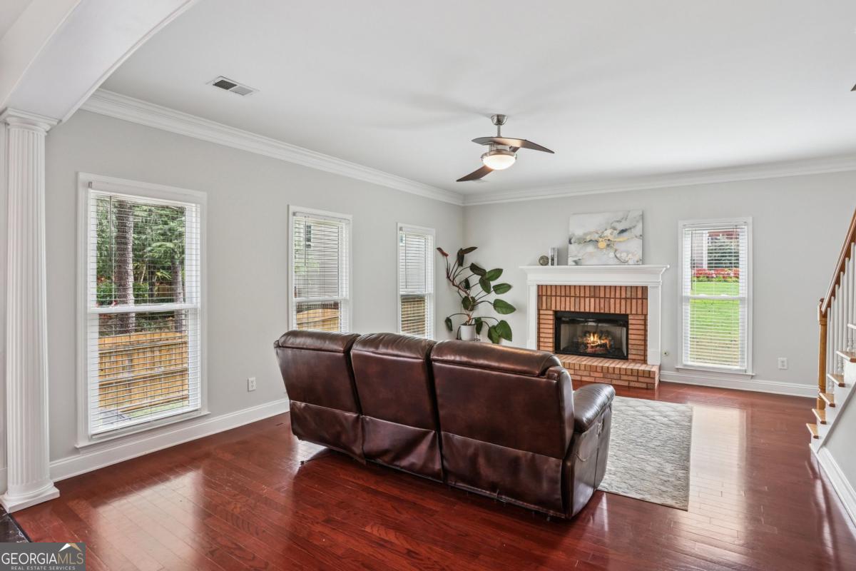 611 Alexander Farms Lane SW