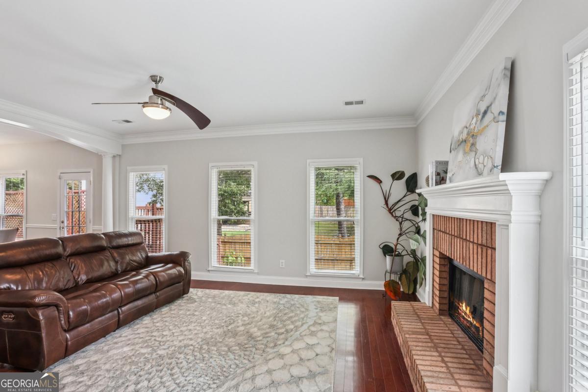 611 Alexander Farms Lane SW