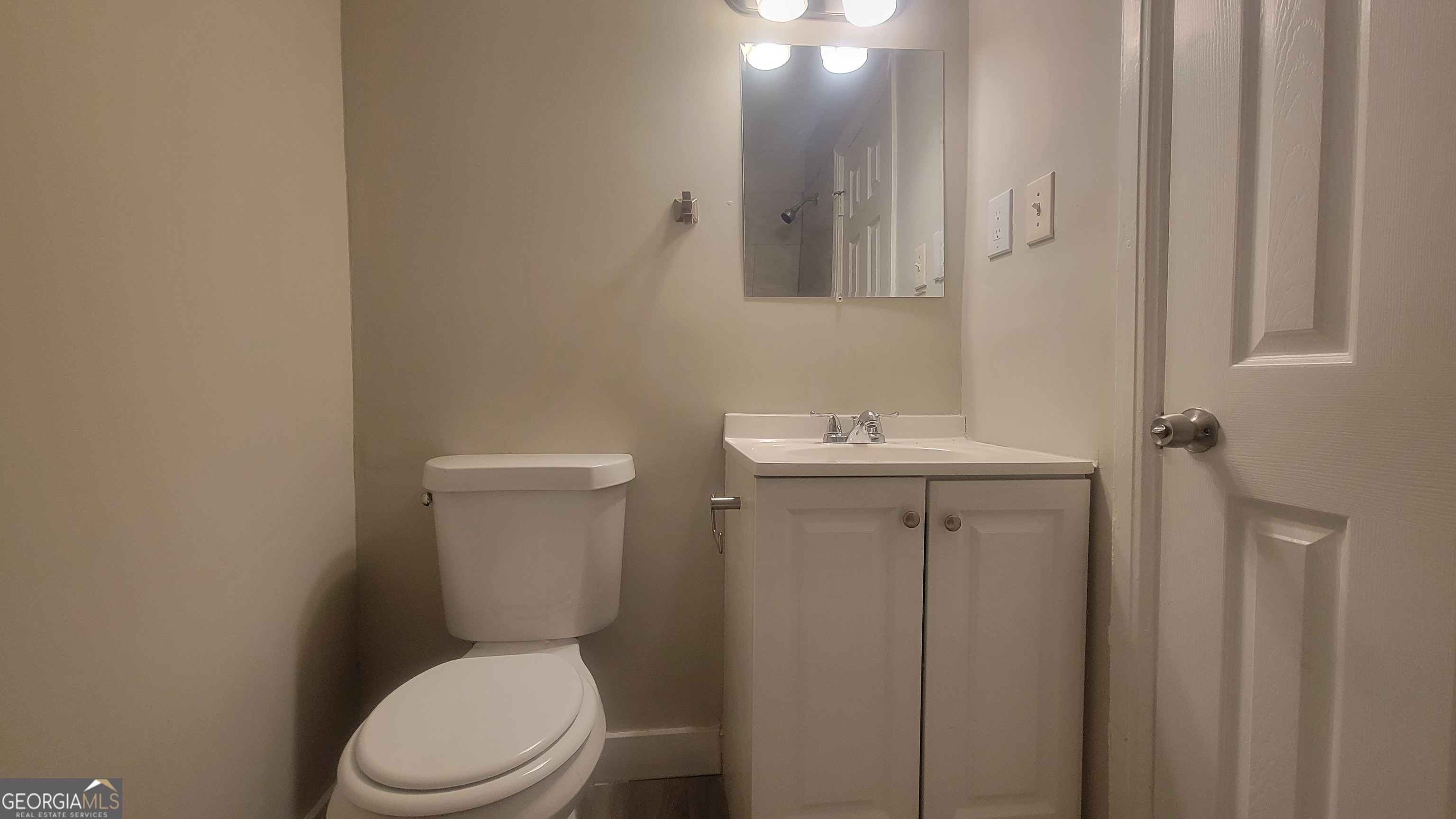 854 Fayetteville Road SE