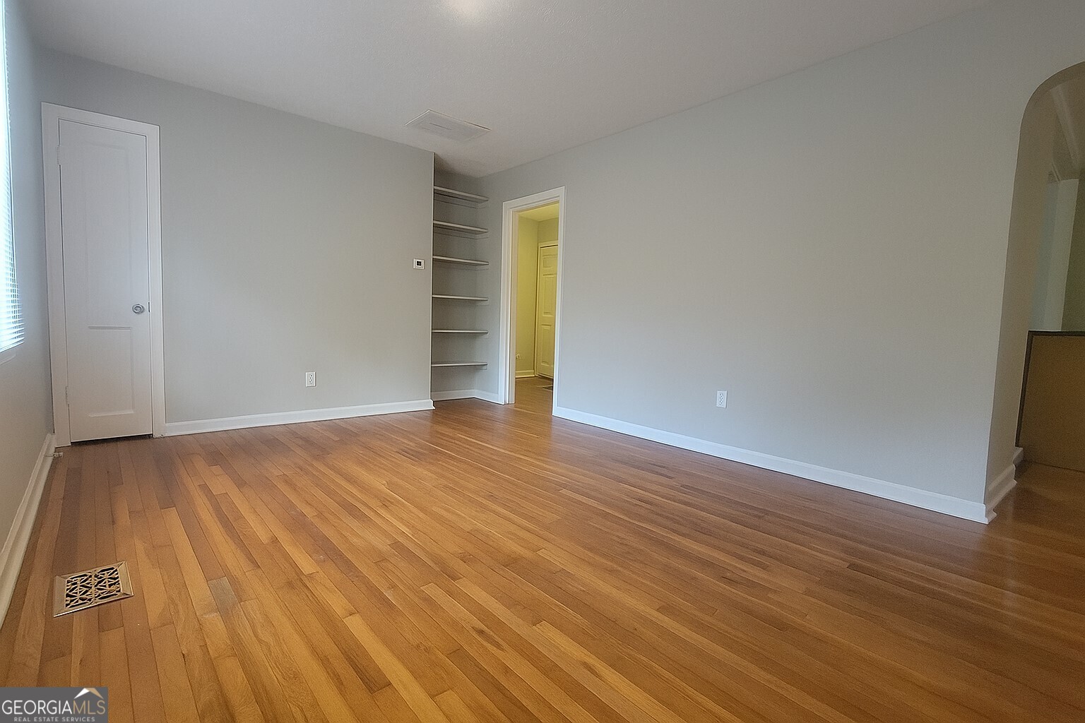 854 Fayetteville Road SE