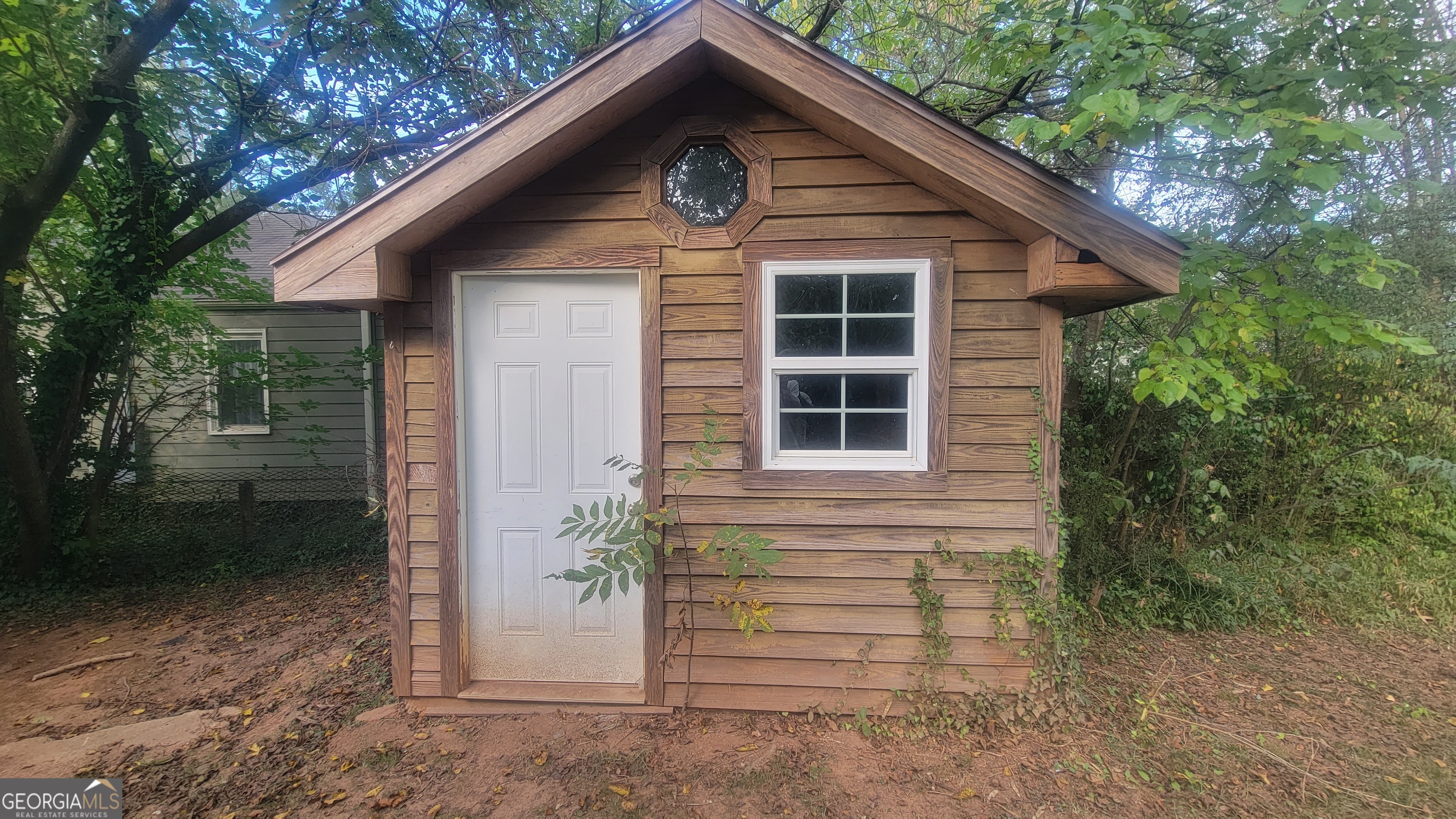 854 Fayetteville Road SE