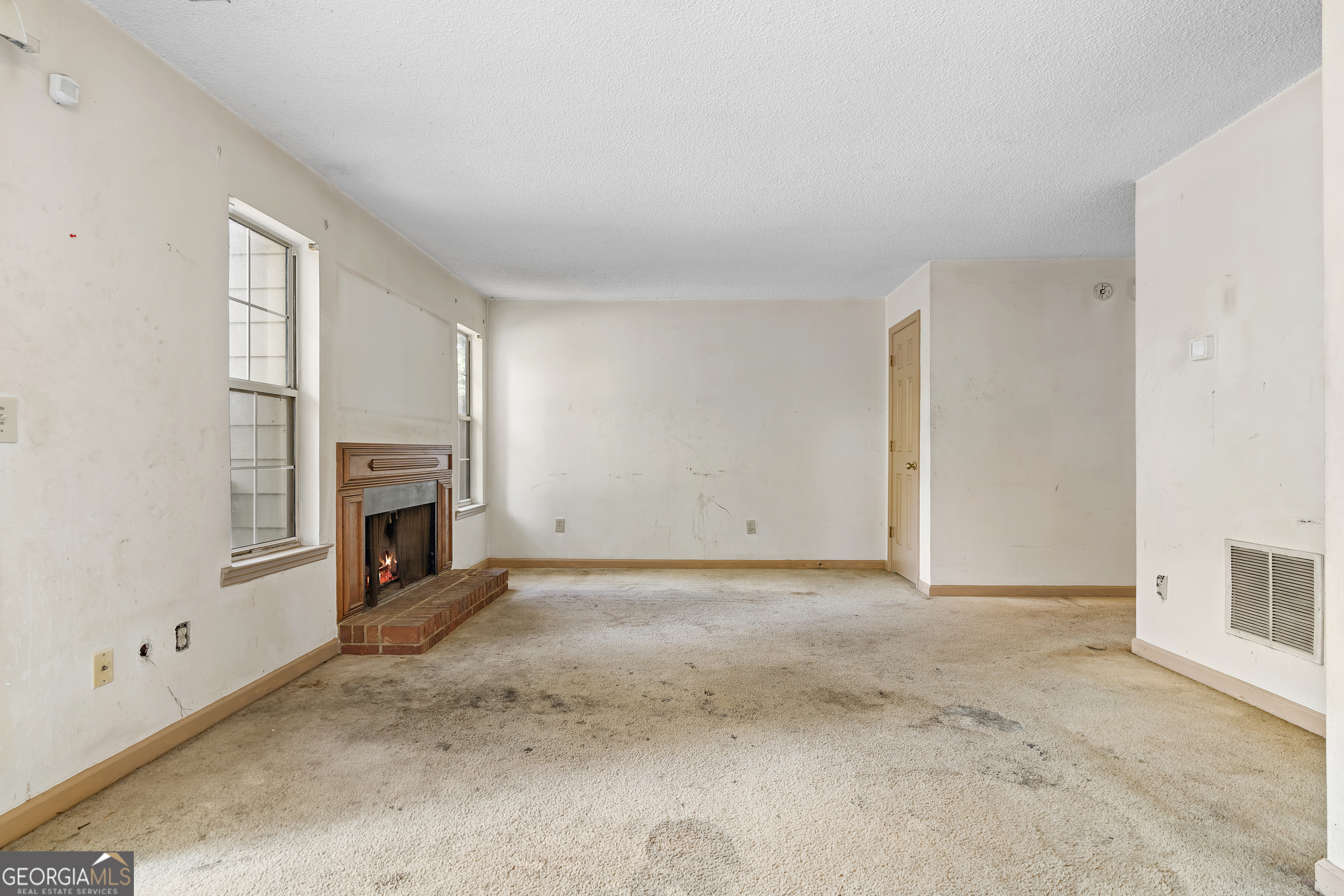 875 Joseph Club Drive SW