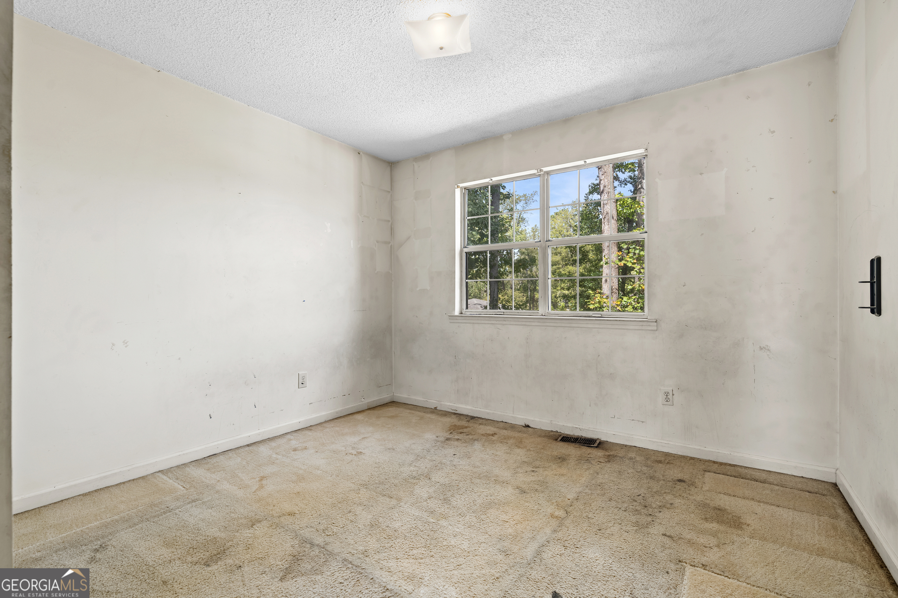 875 Joseph Club Drive SW