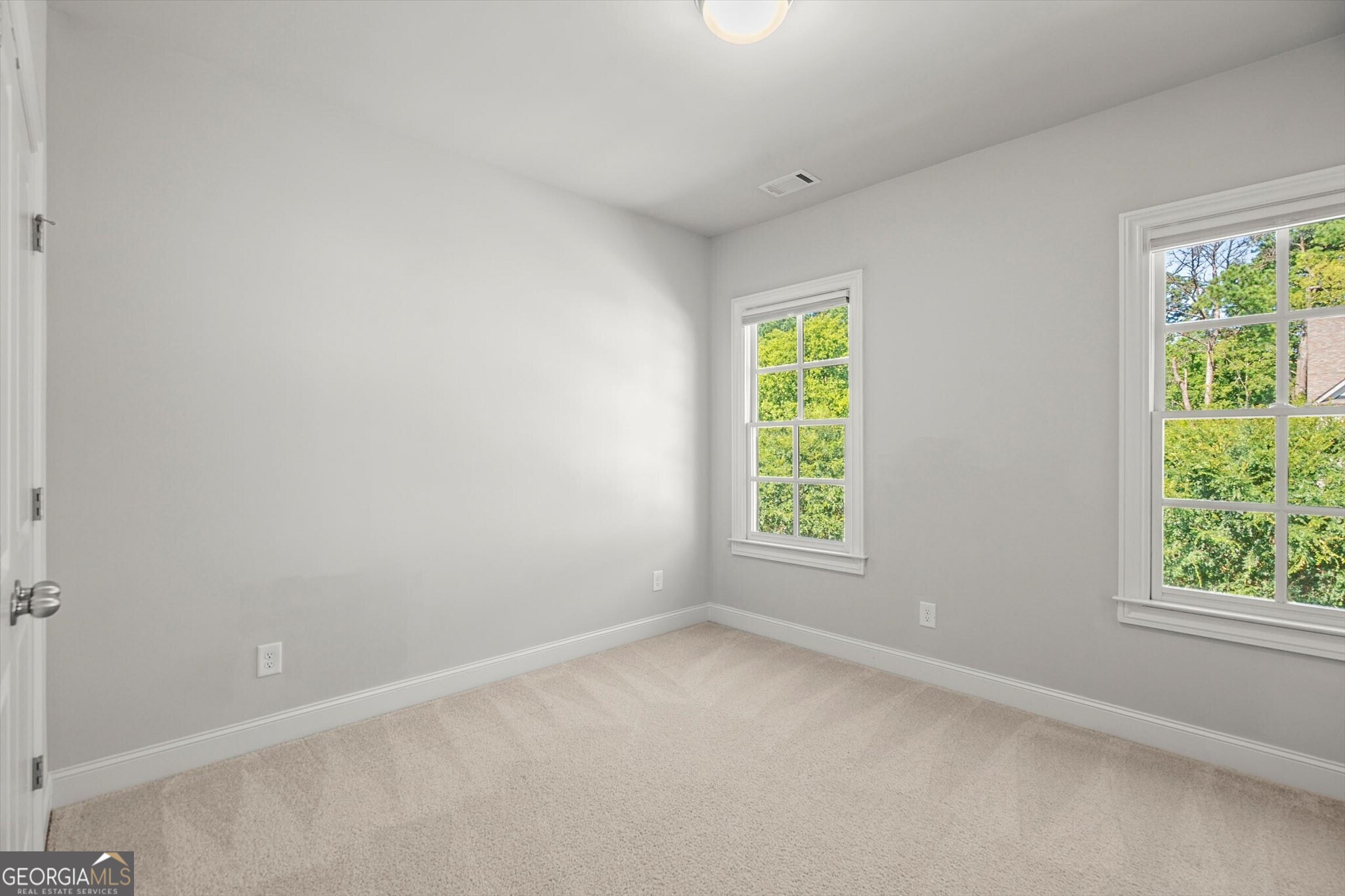 2531 Skyland Drive NE