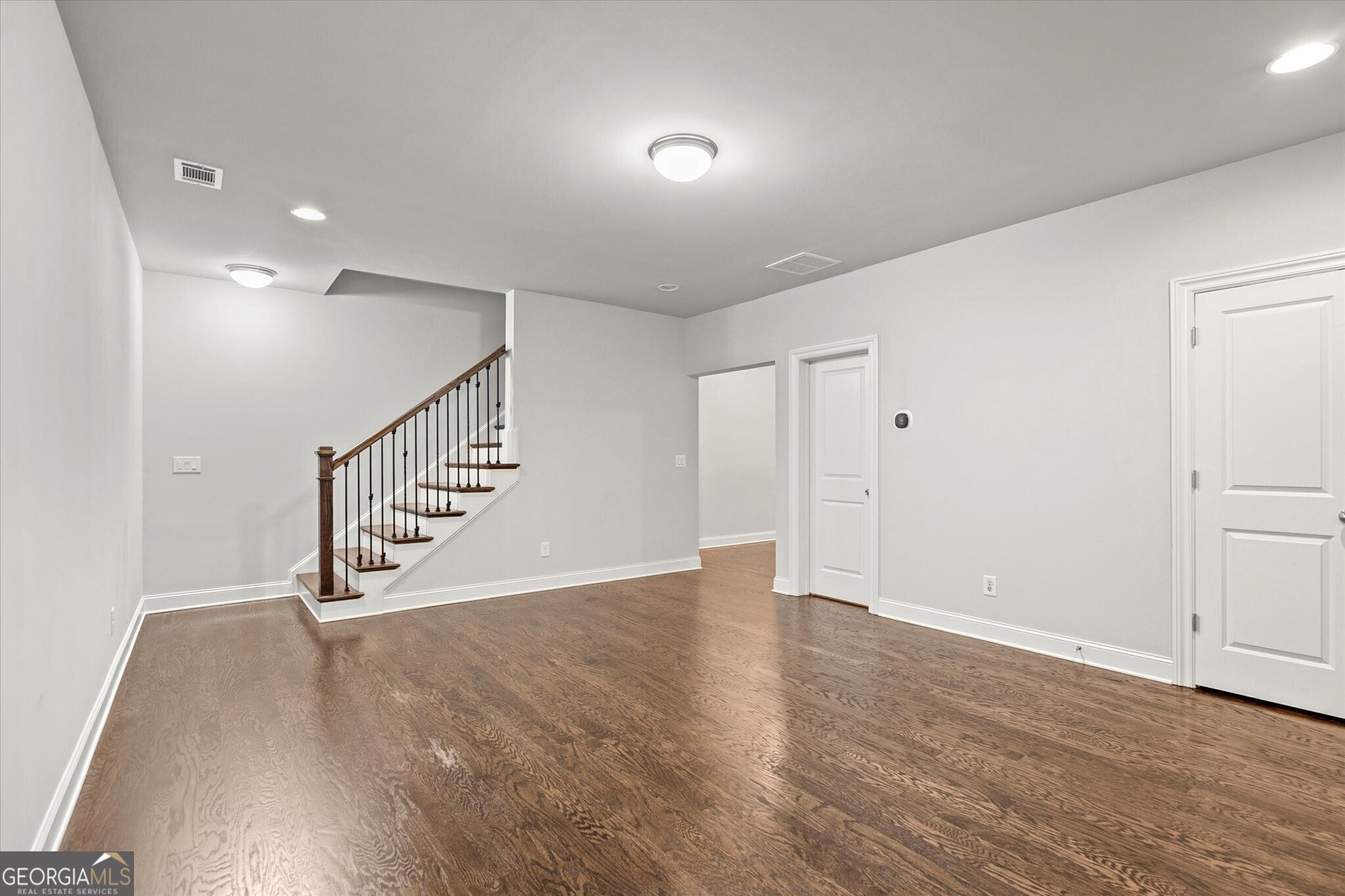 2531 Skyland Drive NE