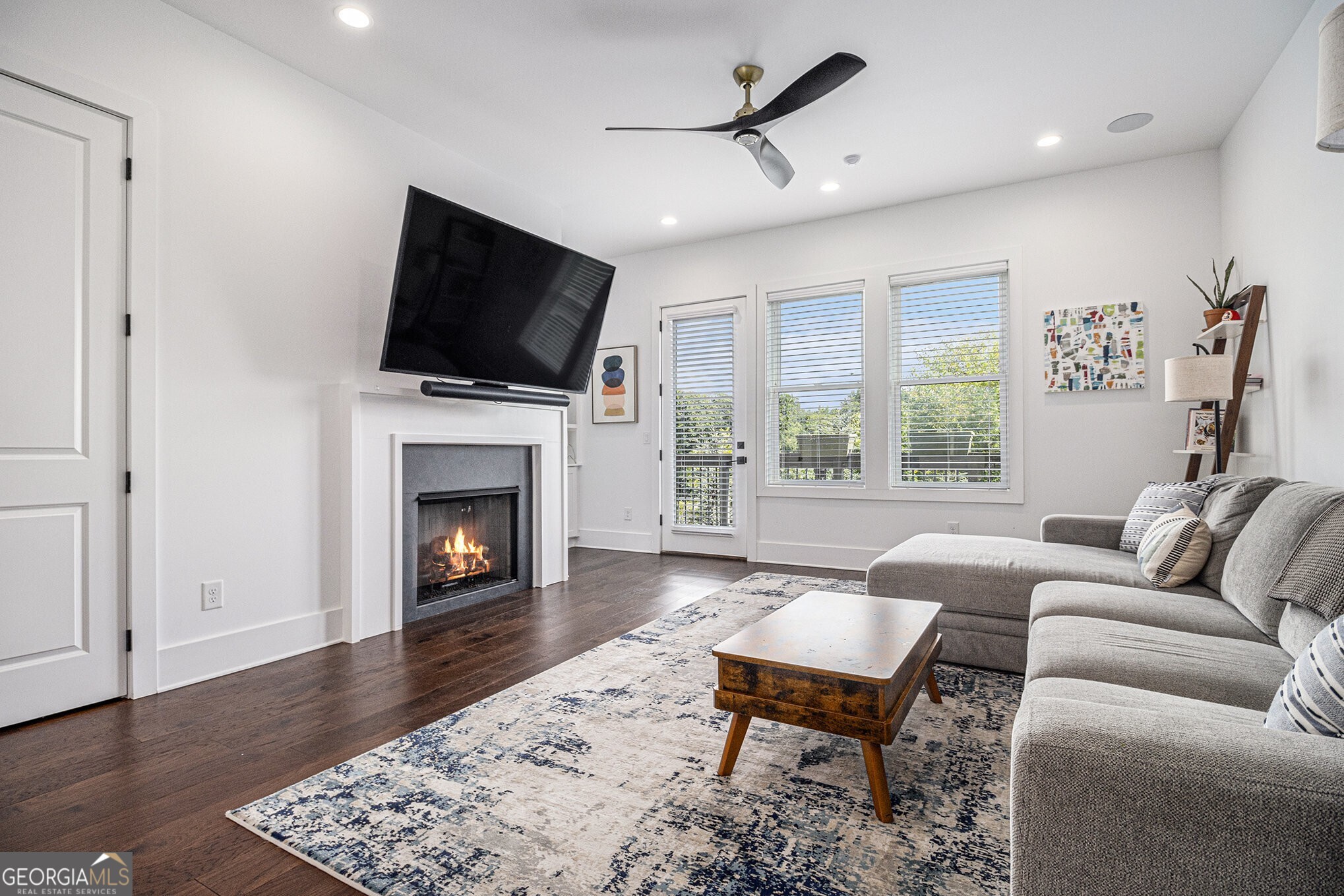 366 Gibson Street SE