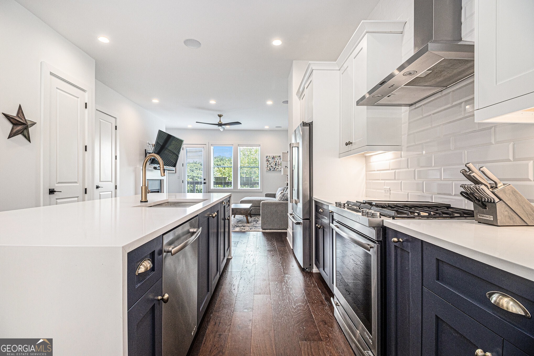 366 Gibson Street SE