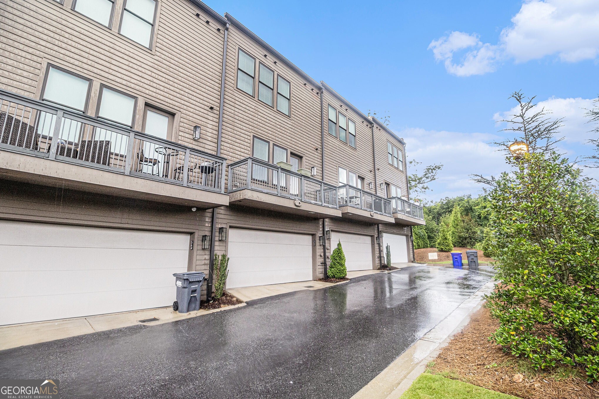 366 Gibson Street SE