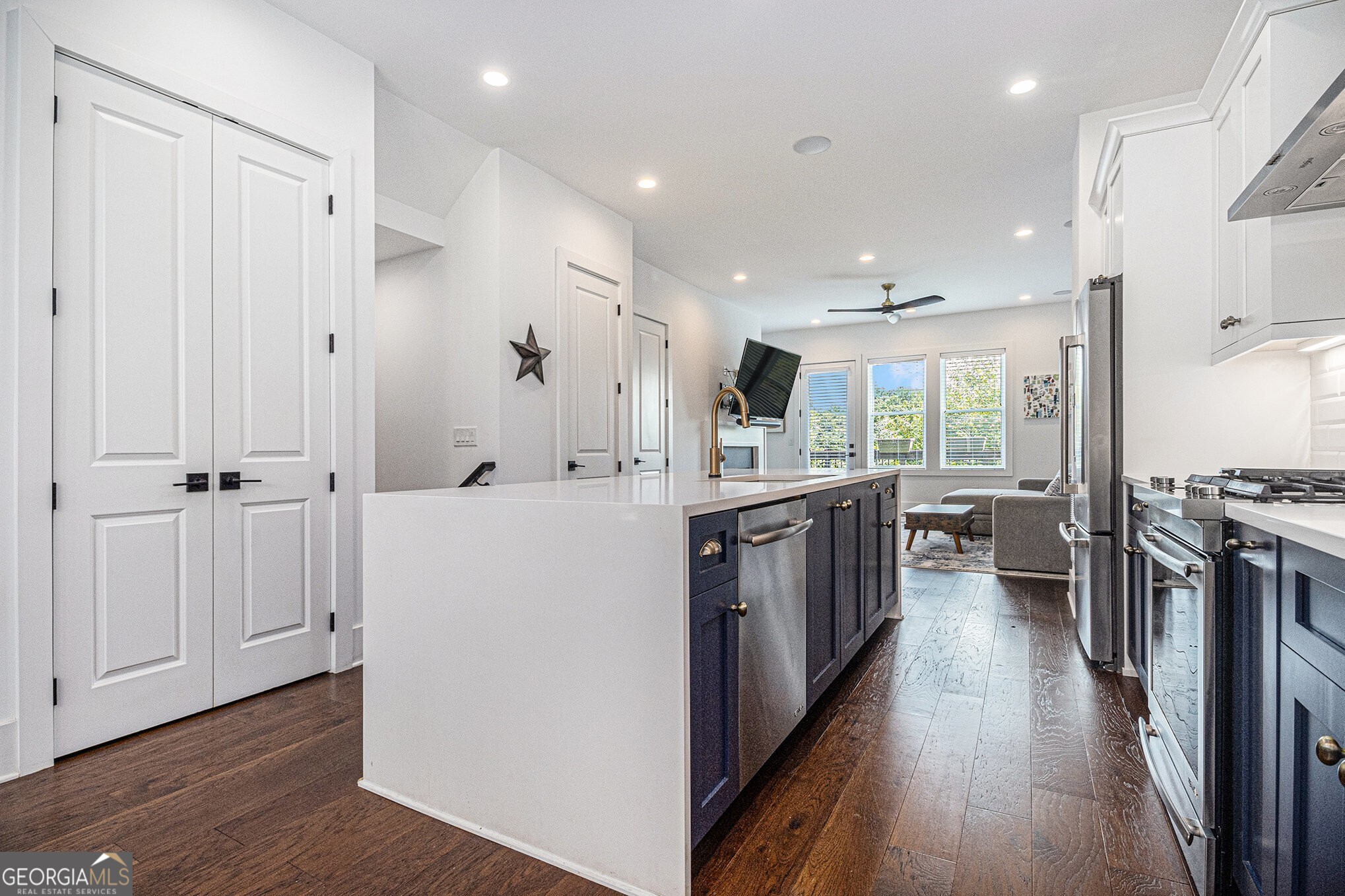 366 Gibson Street SE