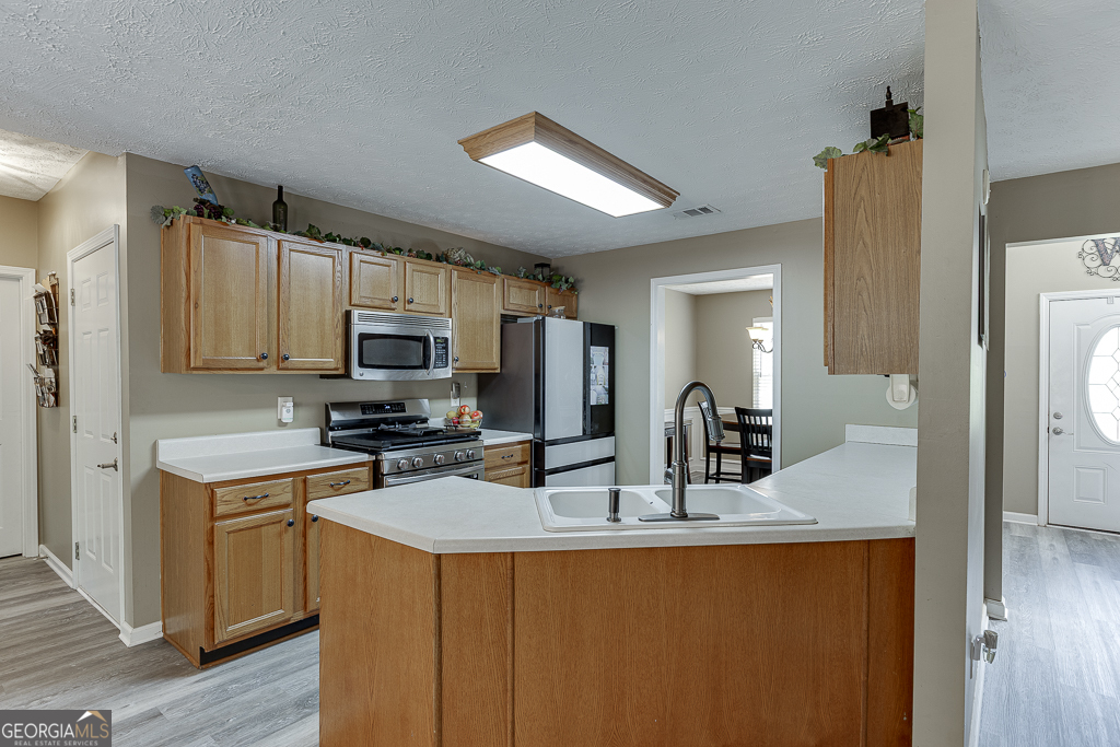 4693 Devencrest Lane