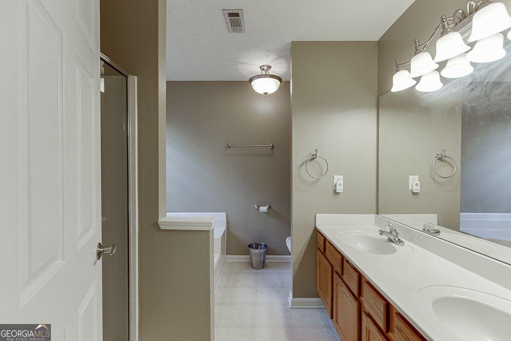 4693 Devencrest Lane