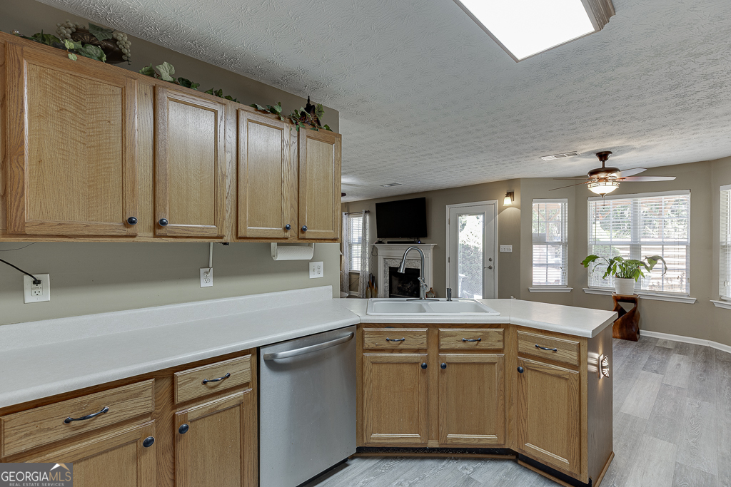 4693 Devencrest Lane