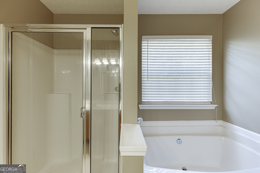 4693 Devencrest Lane