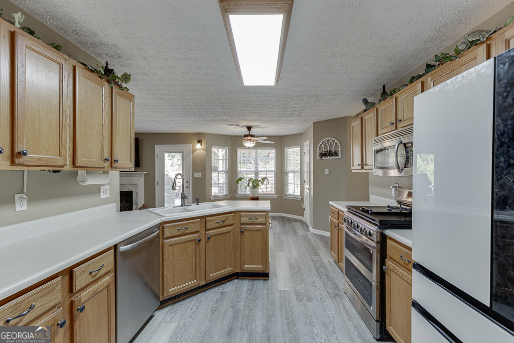 4693 Devencrest Lane