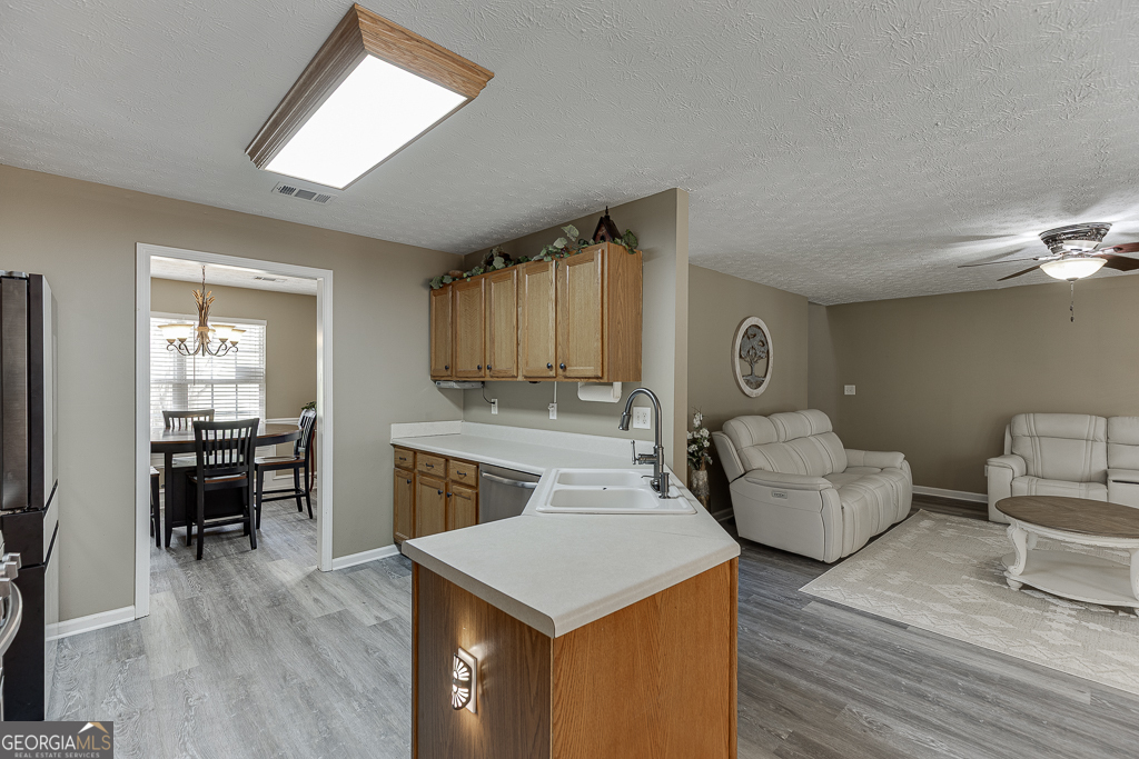 4693 Devencrest Lane