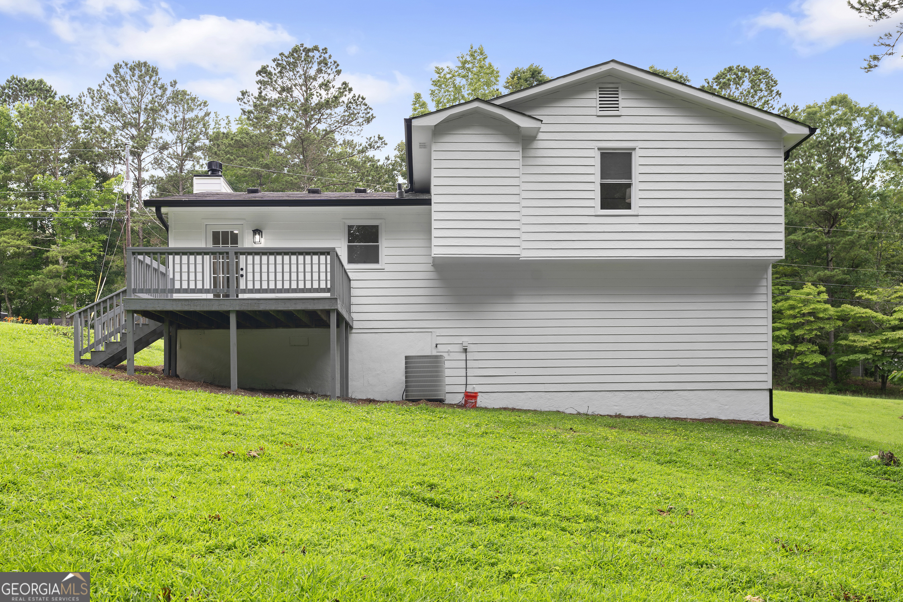 195 Beverly Park Court