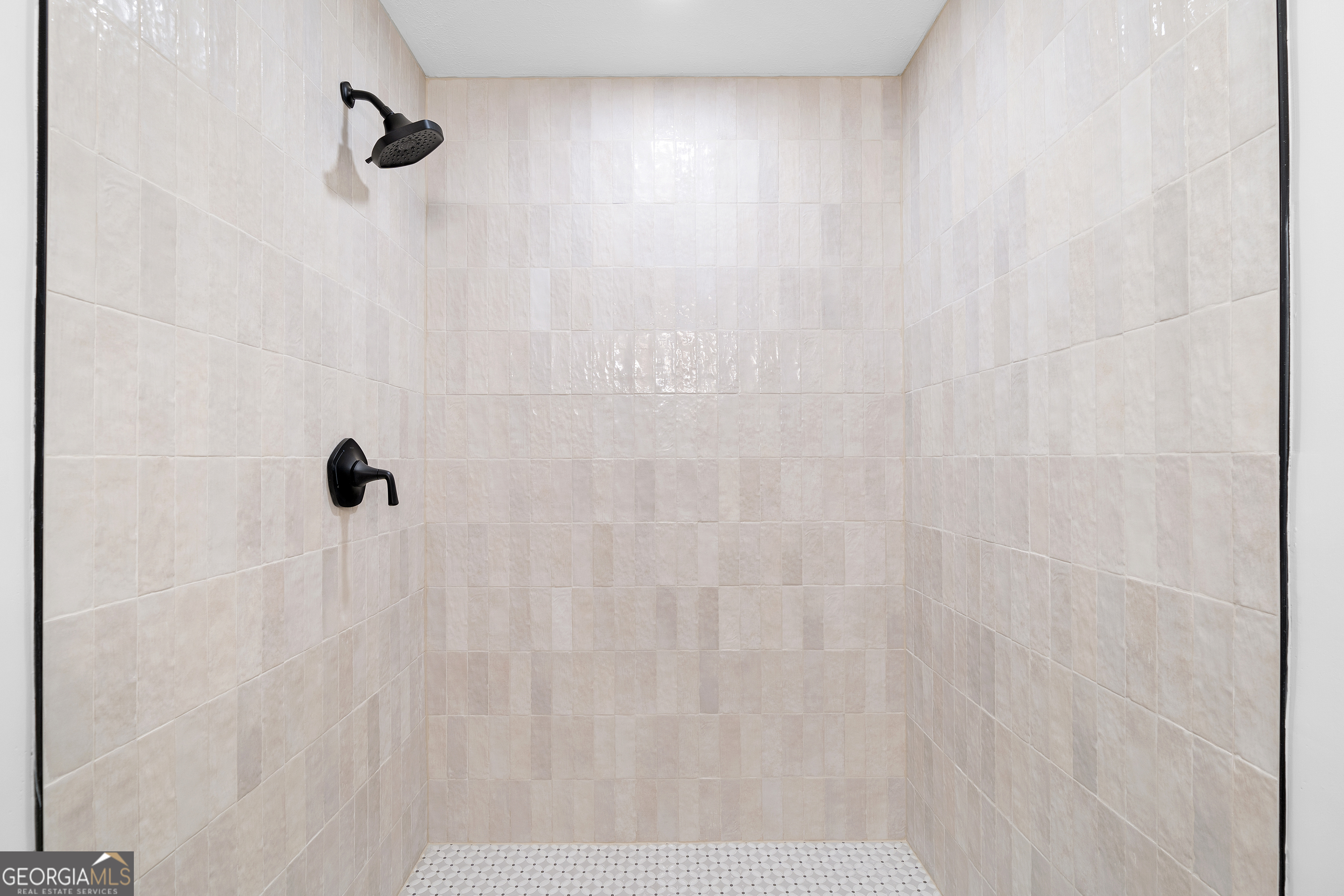 195 Beverly Park Court