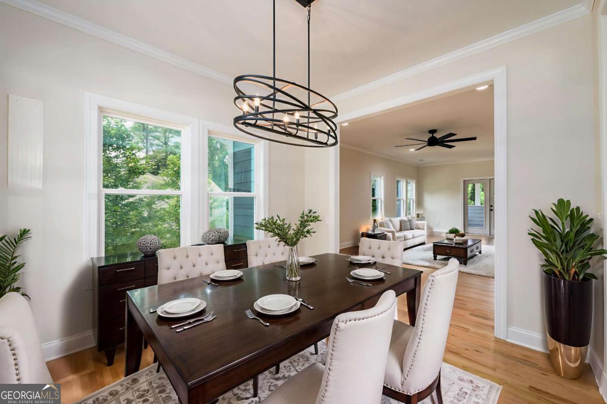 387 Hillside Drive SW