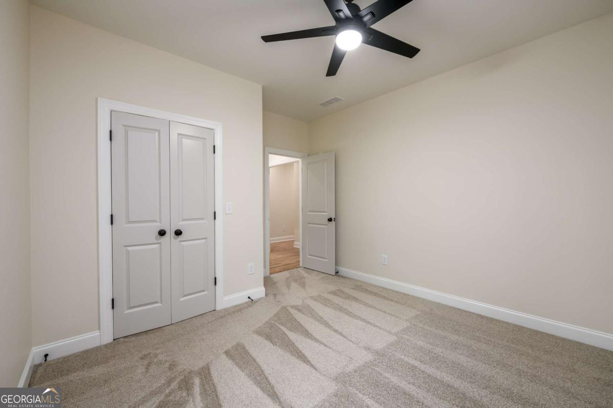 387 Hillside Drive SW