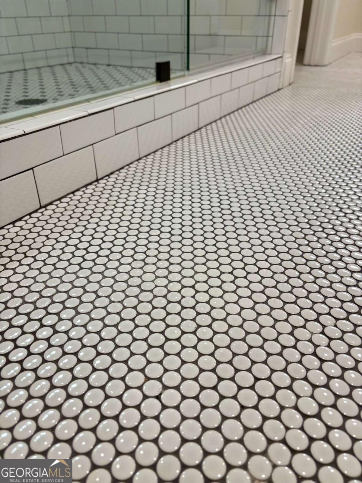 387 Hillside Drive SW