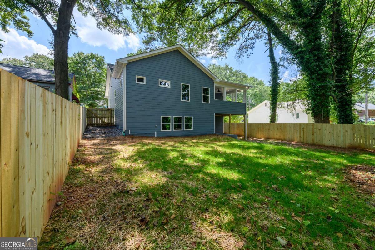 387 Hillside Drive SW