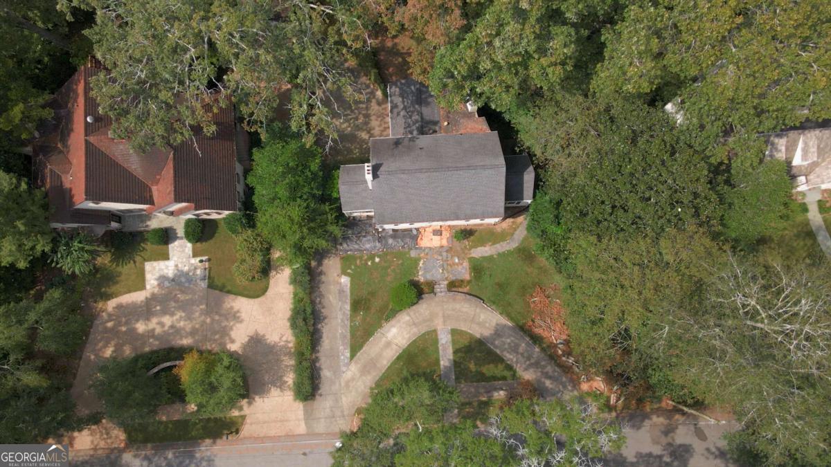 2492 Alton Road NW