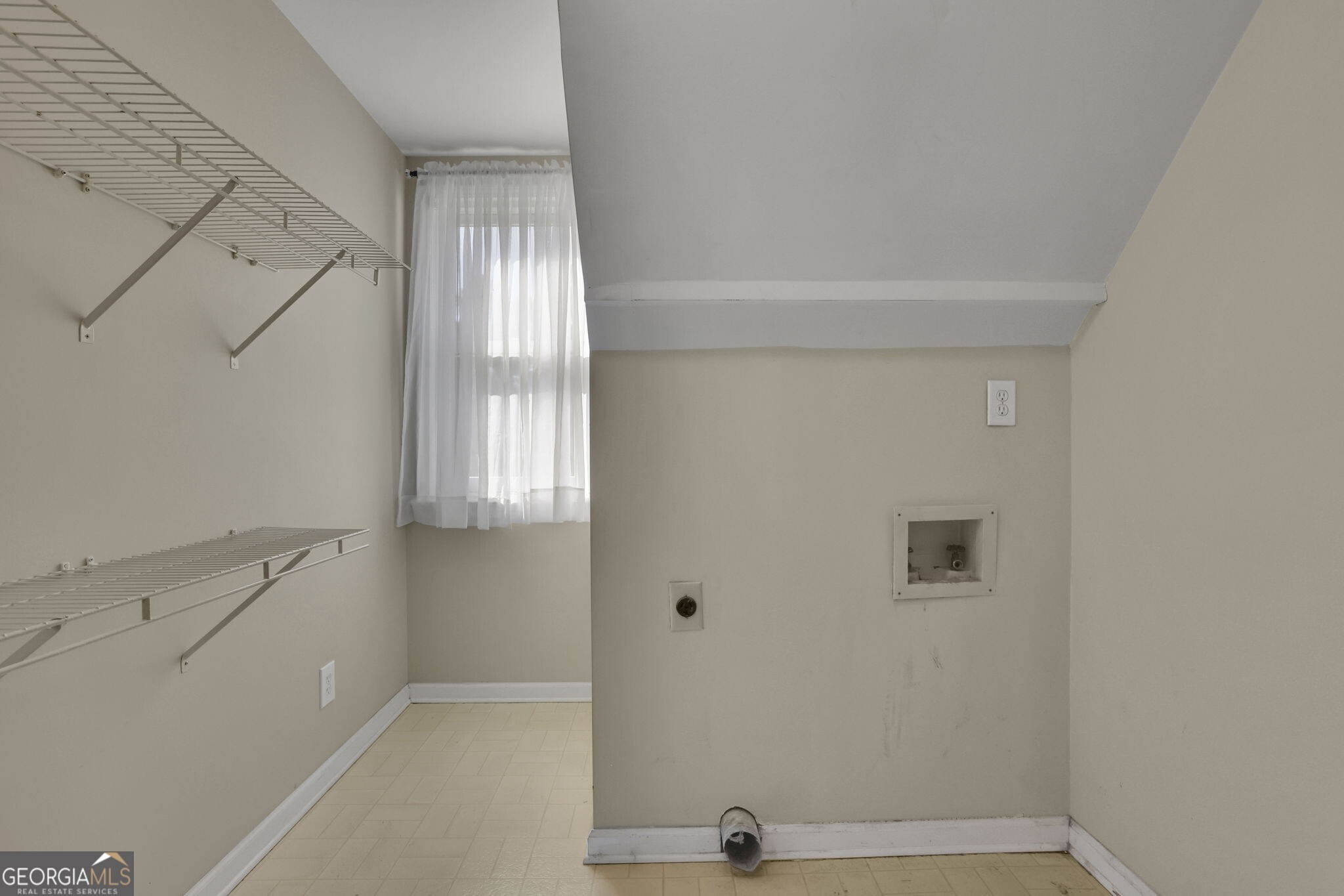 2359 Meadow Isle Lane