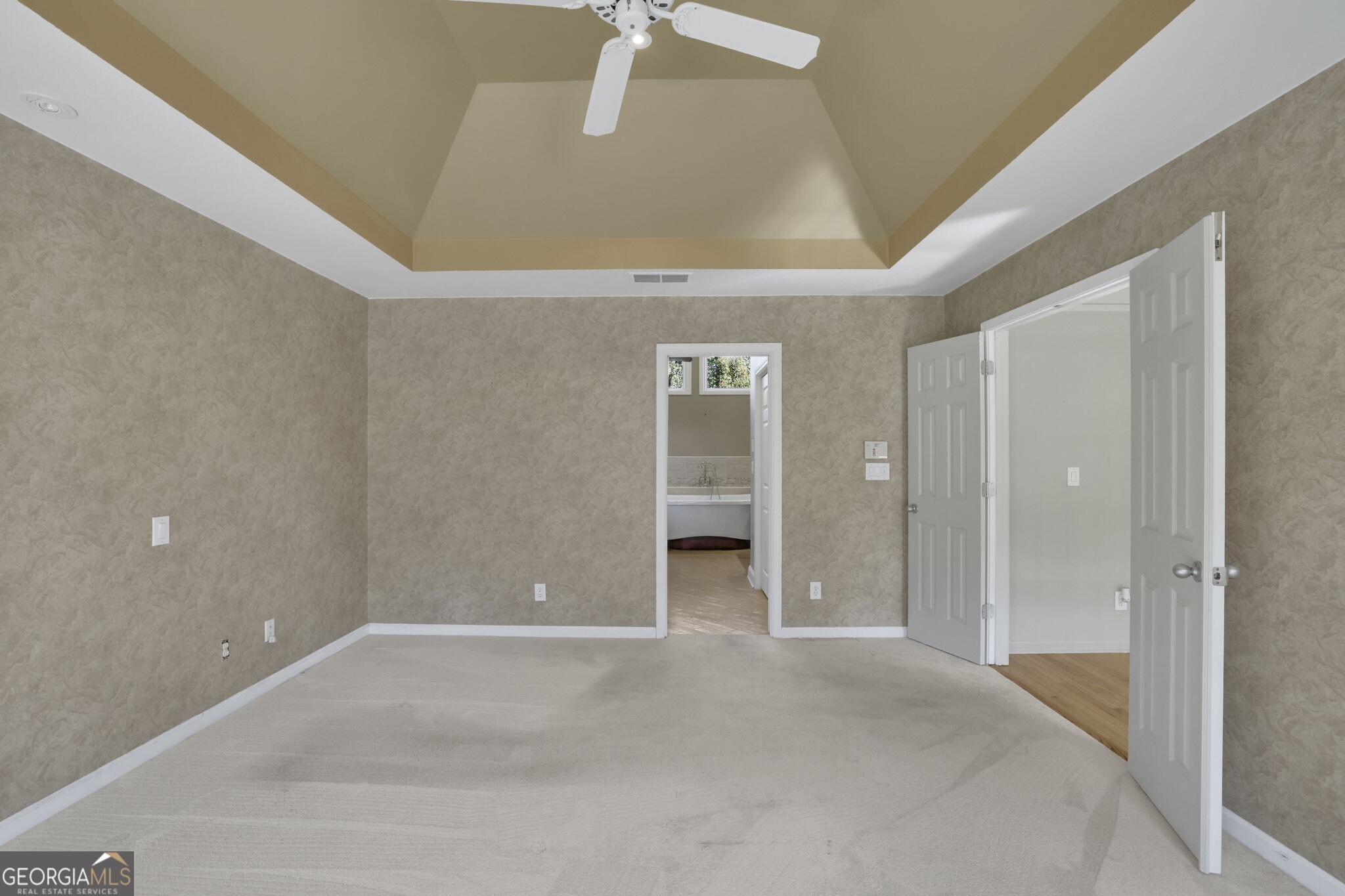 2359 Meadow Isle Lane