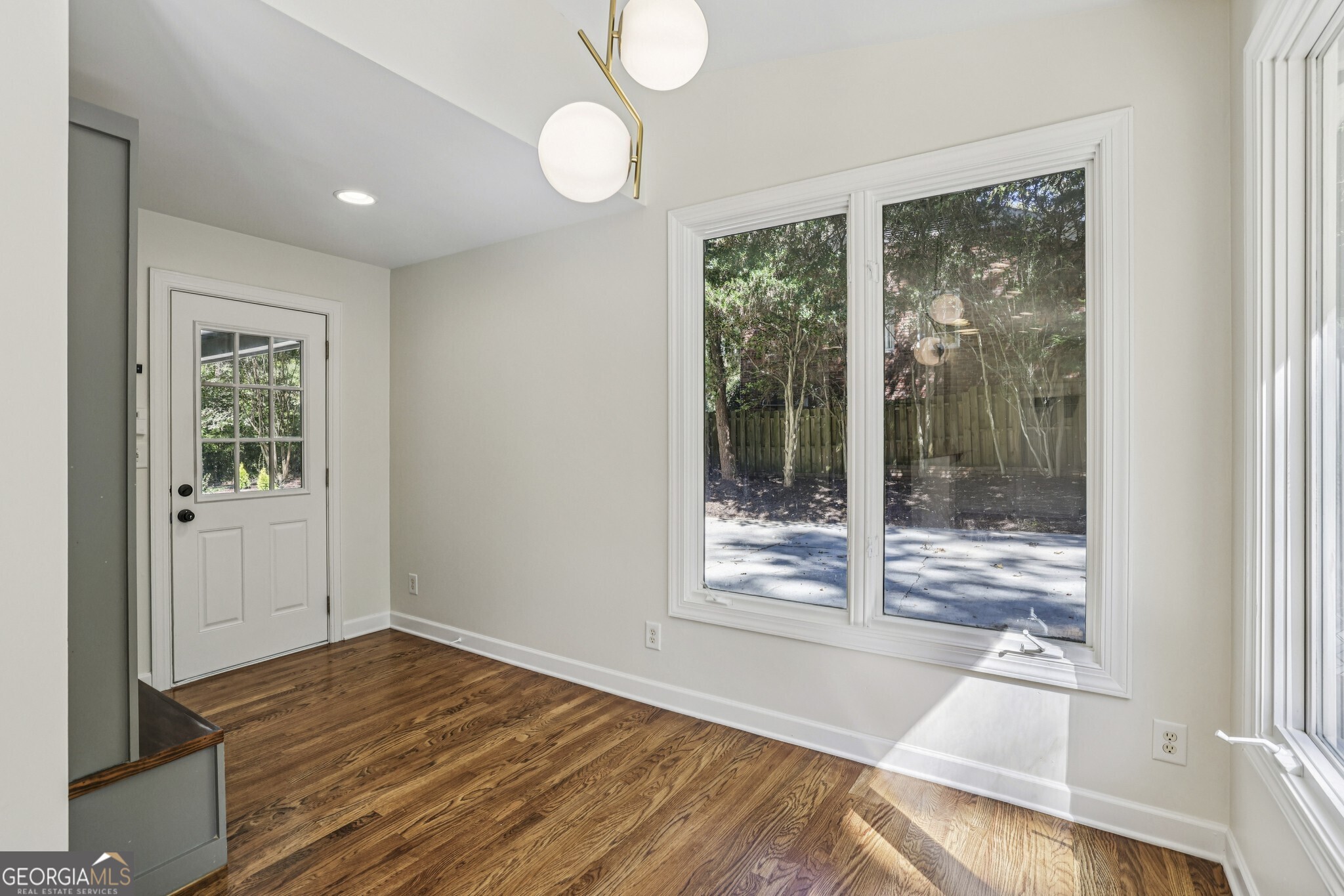 4082 McClatchey Circle NE