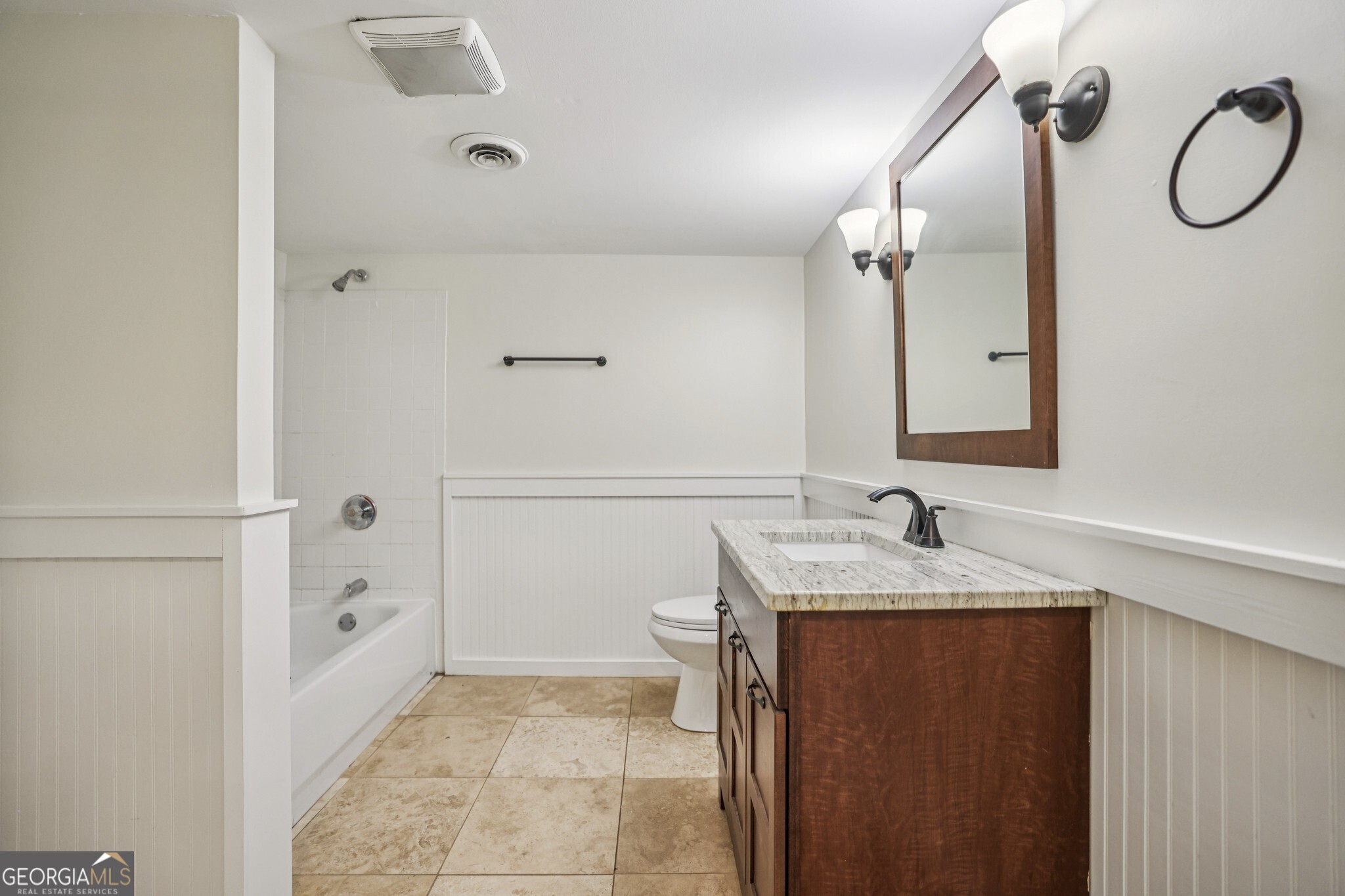 4082 McClatchey Circle NE