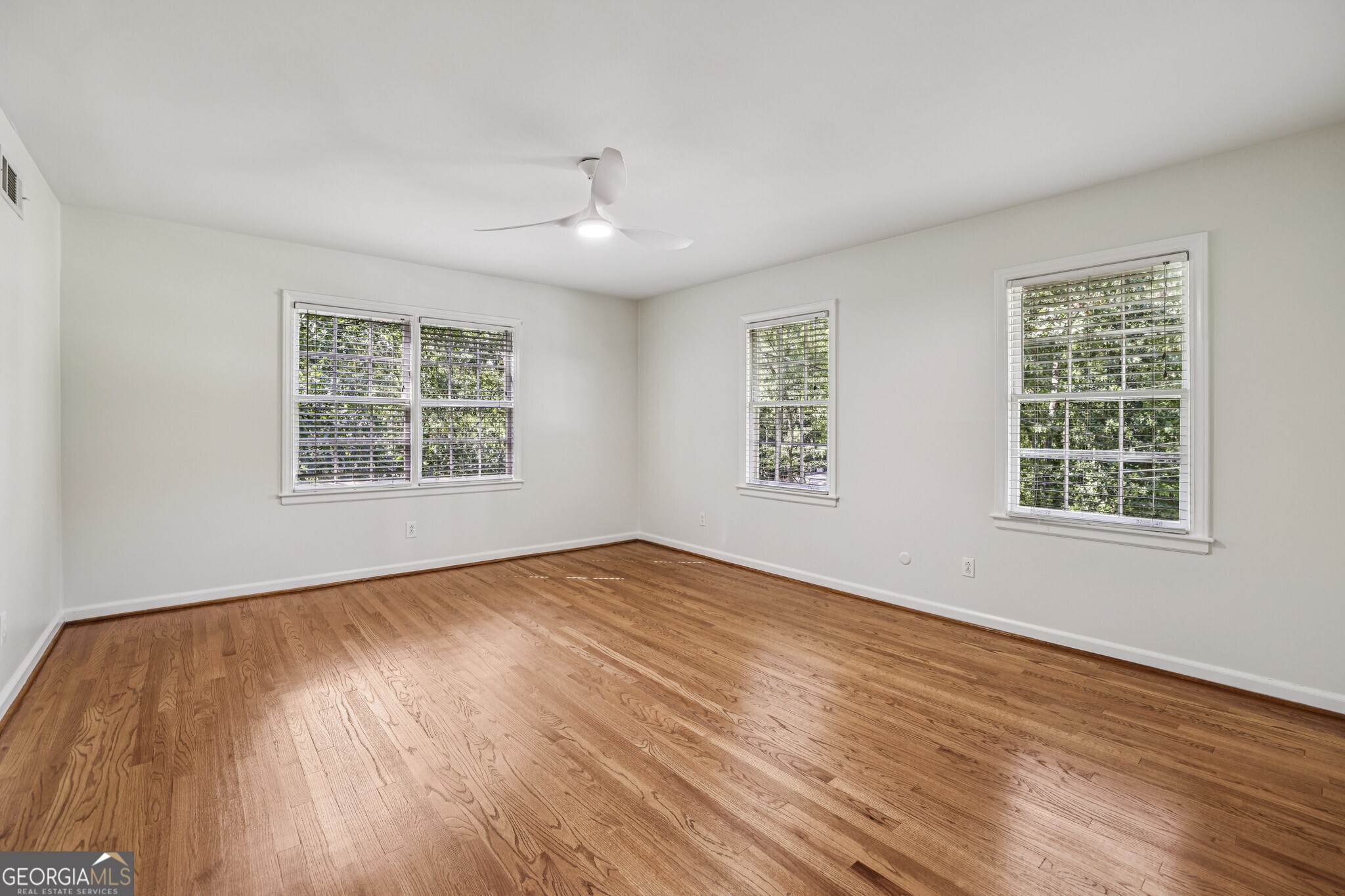 4082 McClatchey Circle NE