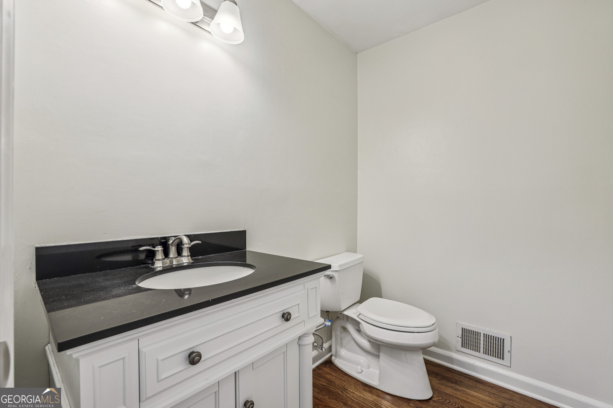 4082 McClatchey Circle NE