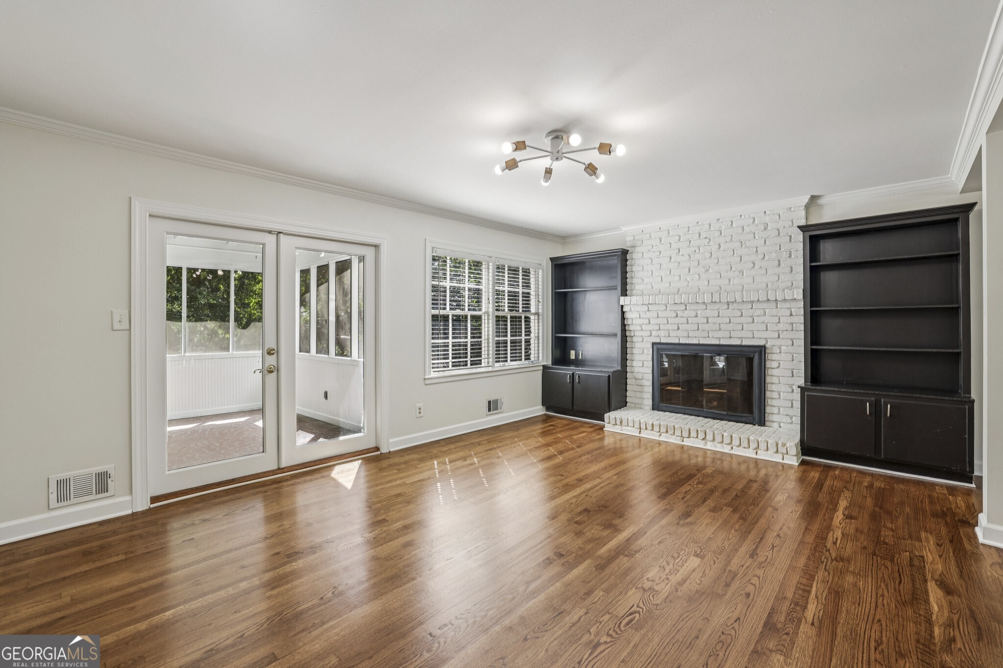 4082 McClatchey Circle NE