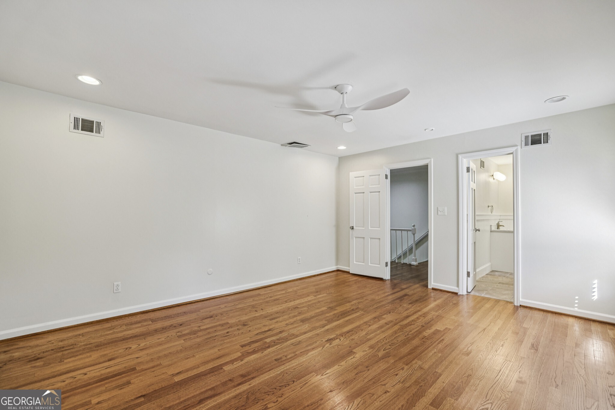 4082 McClatchey Circle NE