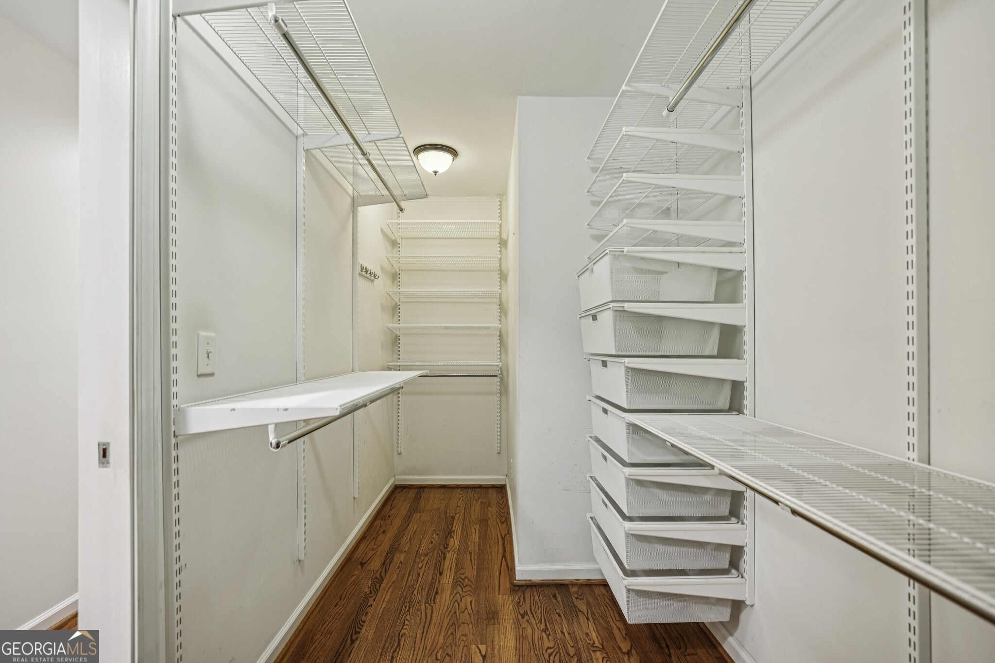 4082 McClatchey Circle NE