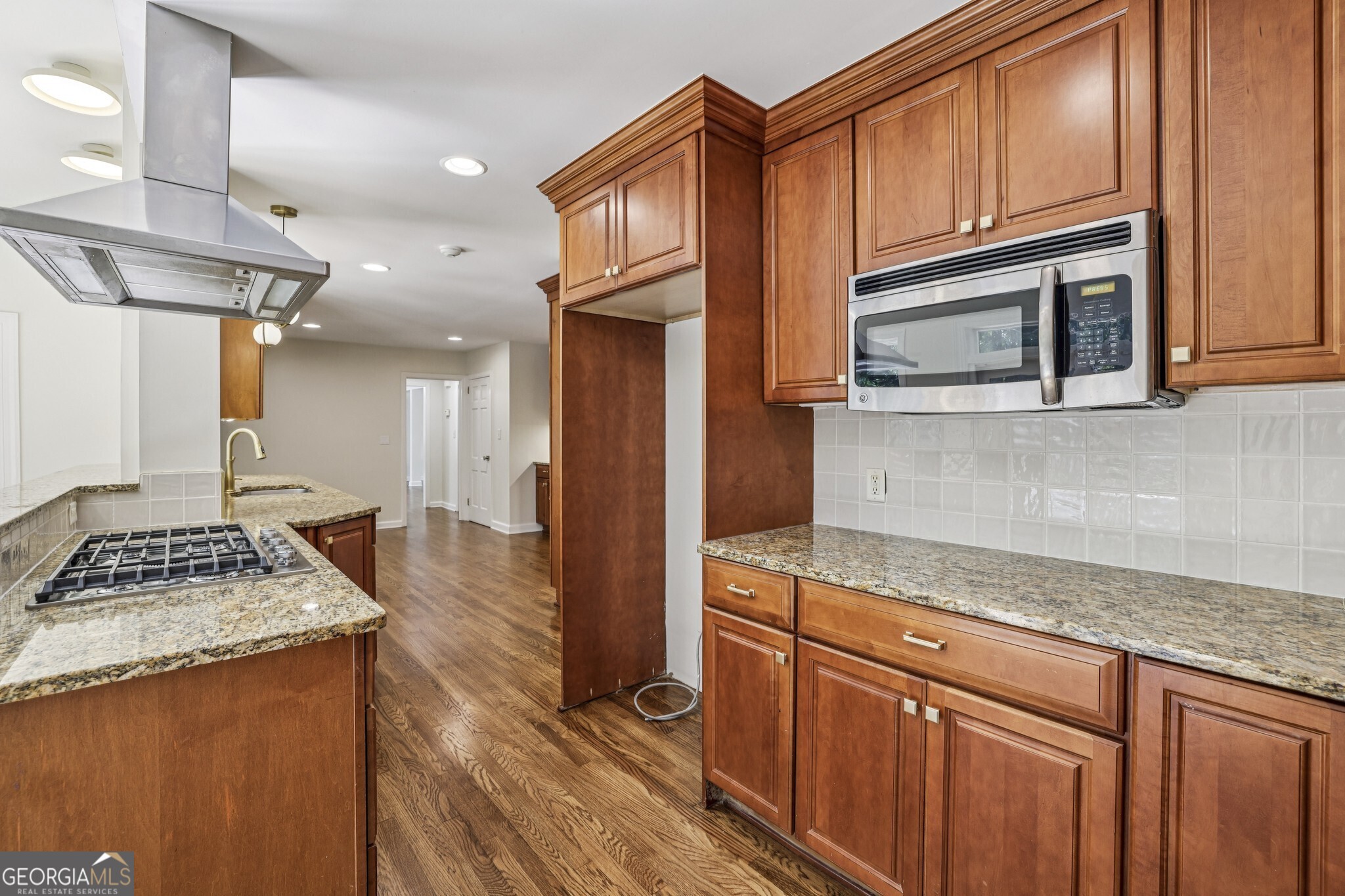 4082 McClatchey Circle NE