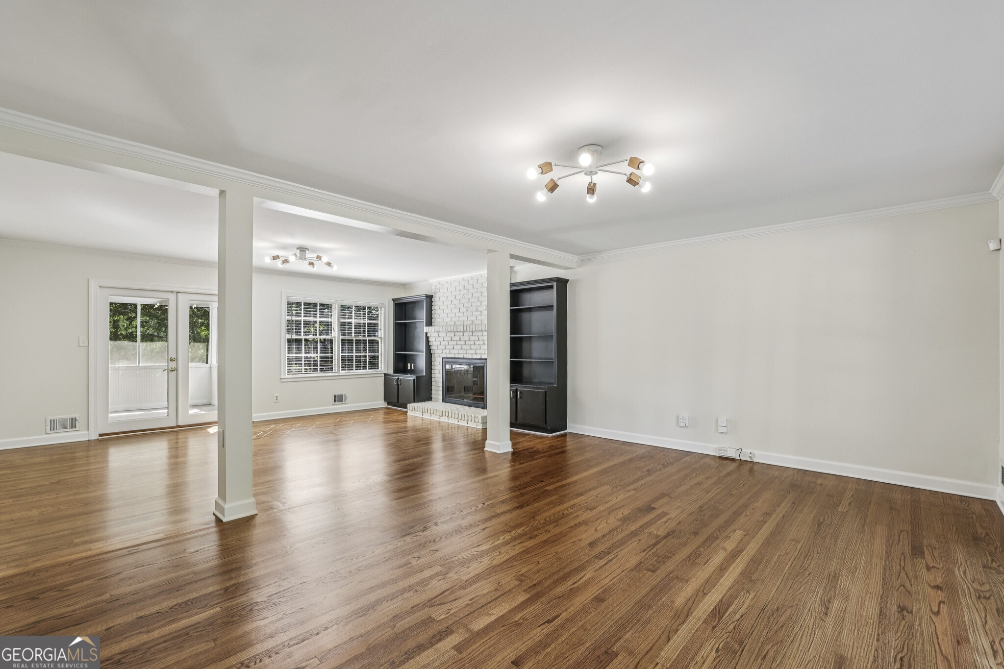 4082 McClatchey Circle NE