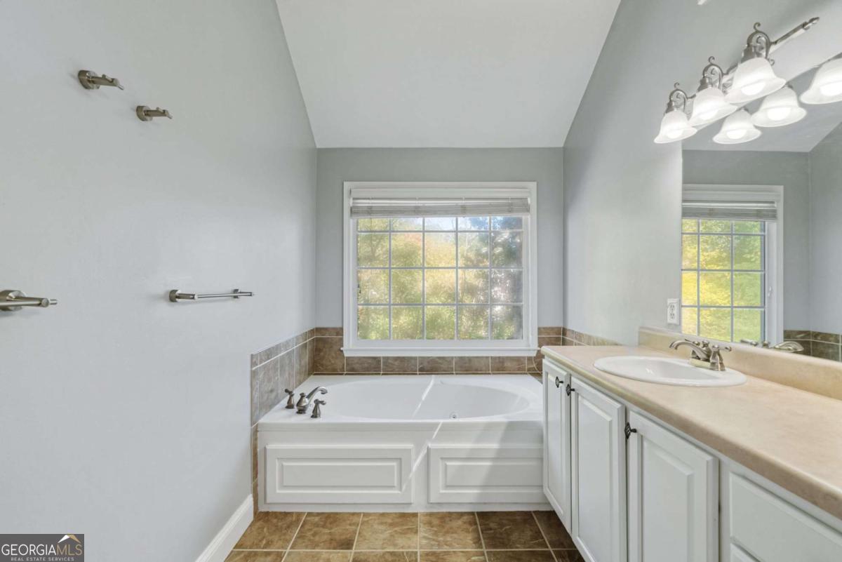 1362 Cartecay Drive NE, Atlanta