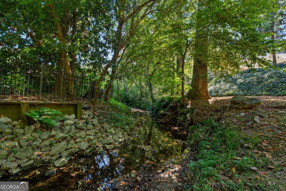 1362 Cartecay Drive NE, Atlanta