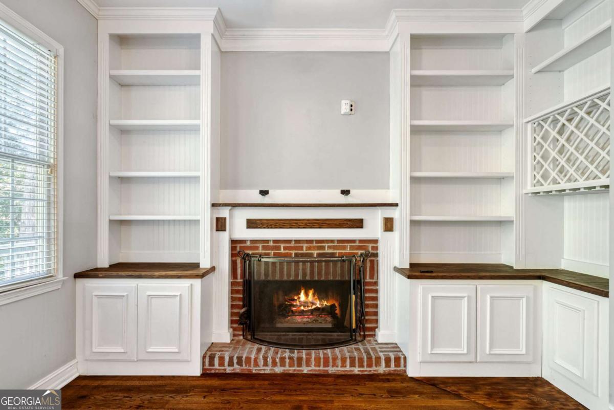 1362 Cartecay Drive NE, Atlanta