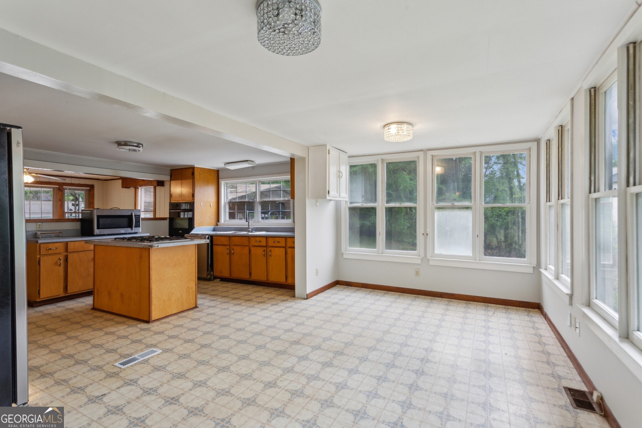 3024 Bob Cox Road, Marietta