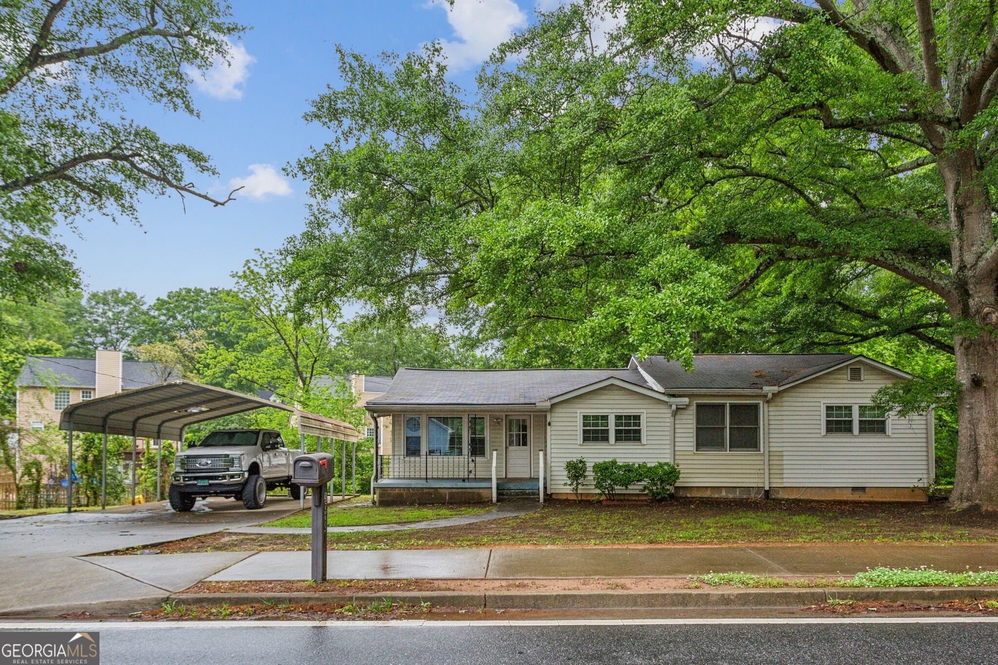 3024 Bob Cox Road, Marietta